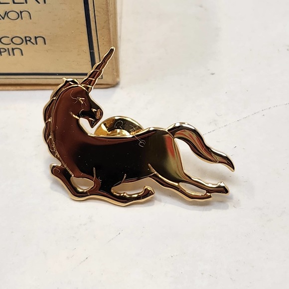 Avon Gold Tone Unicorn Pinback Pin Lapel Tie Tack Vintage Fashion Jewelry - Picture 2 of 4